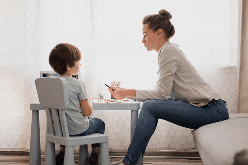 ÇOCUK TERAPİSTLİĞİ EĞİTİMİ